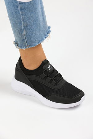 Black and White Women's Sneaker 3005