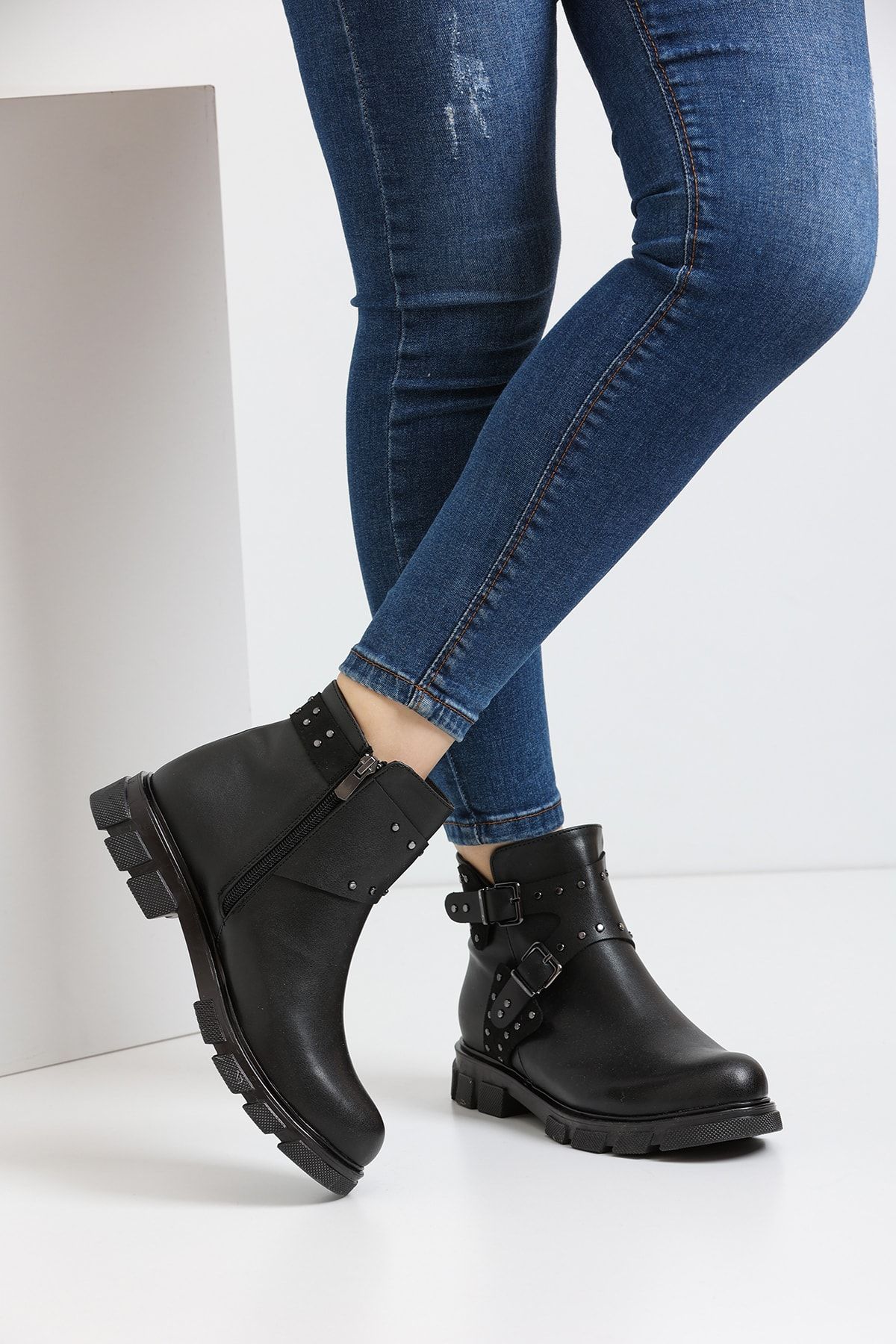 Black Women's Boots L001