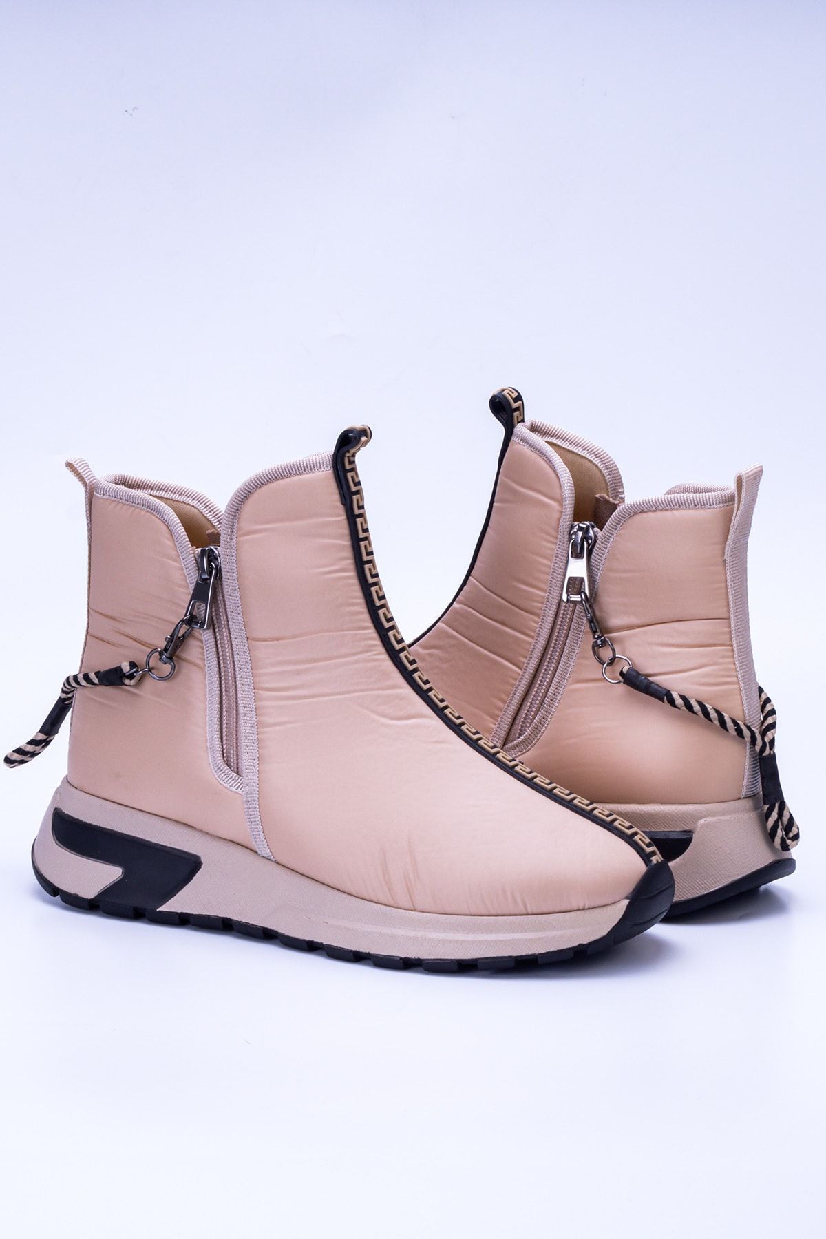 Beige Women Boots Bk155