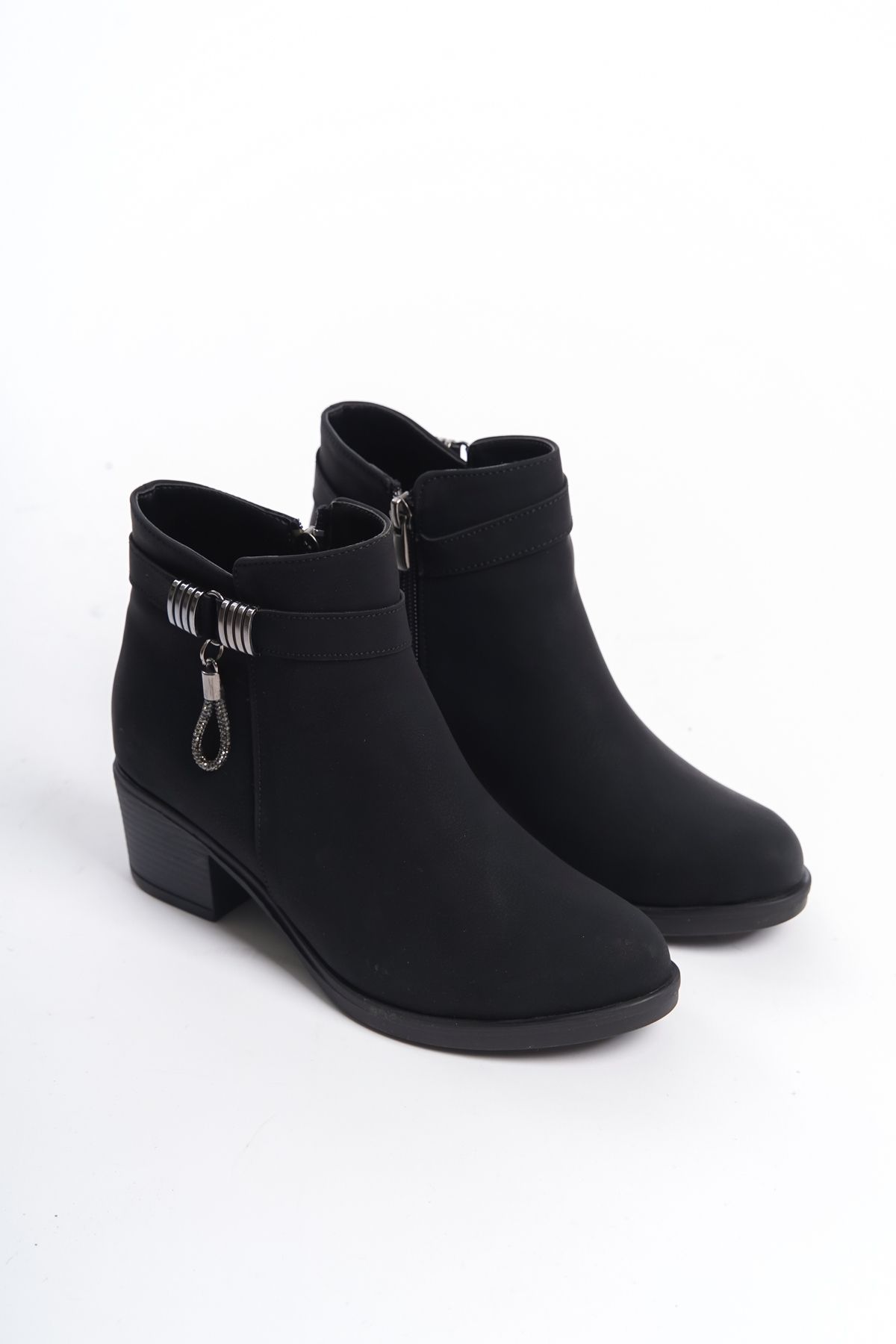 Black Matte Women's Buckle Zipper Casual Boots EMY180034