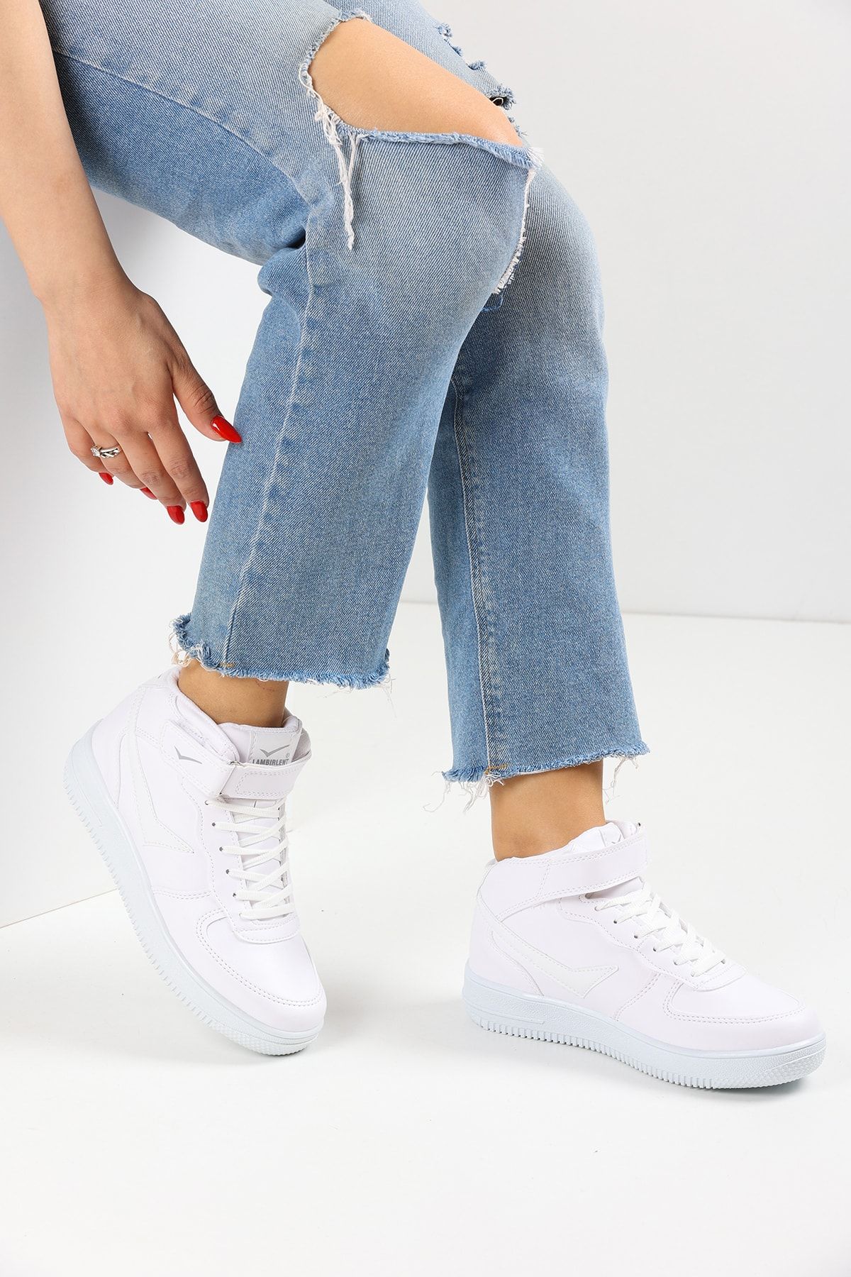 White Unisex Sneakers 2185