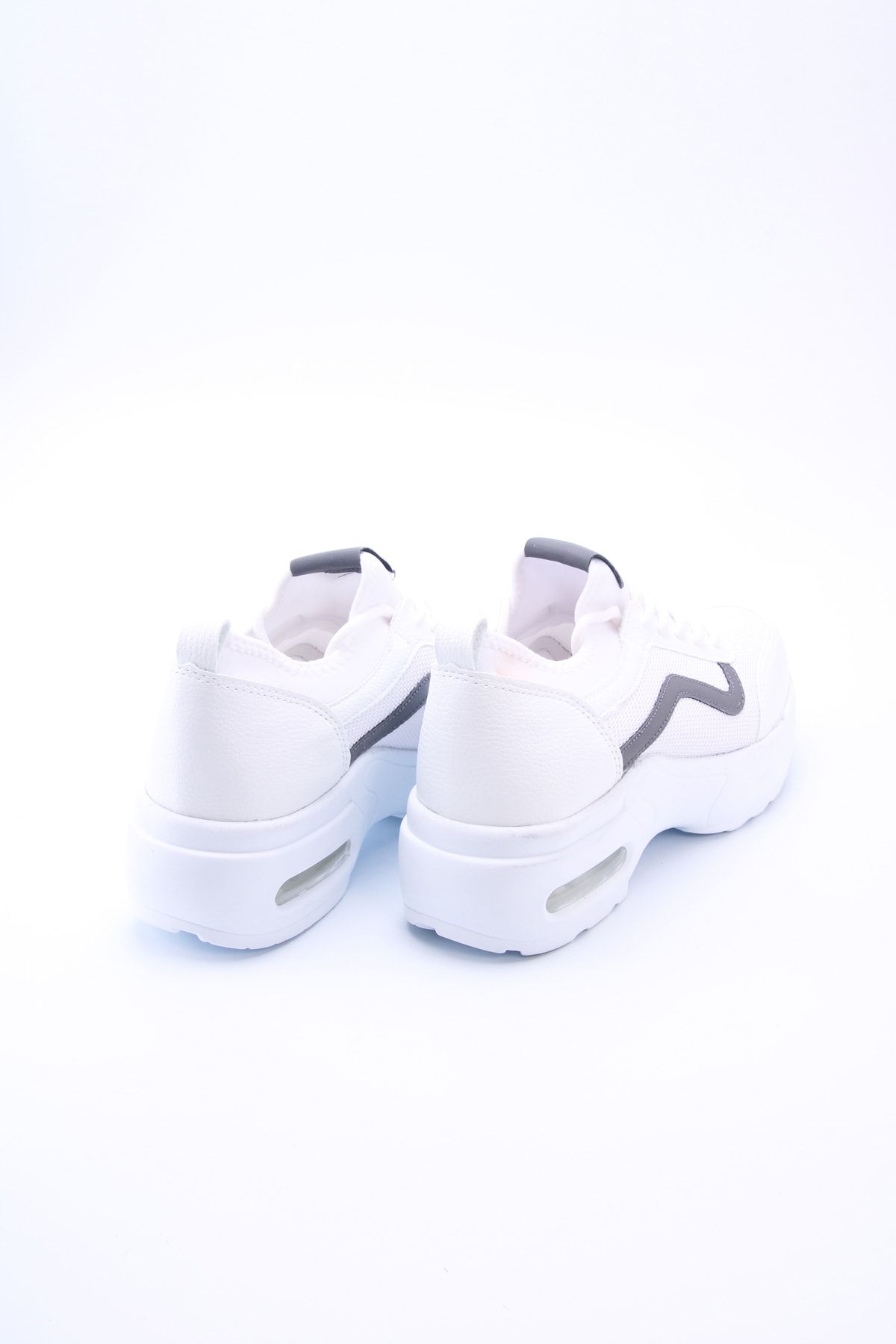 White Women's Sneaker 7110