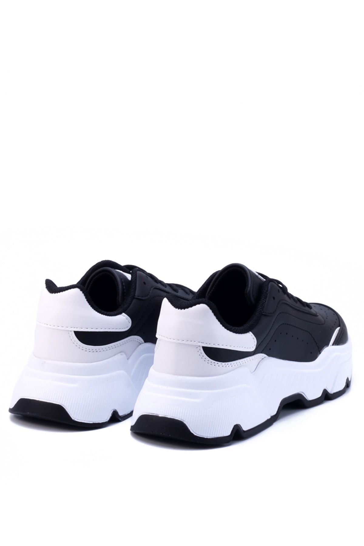 Black and White Women's Sneaker 0146