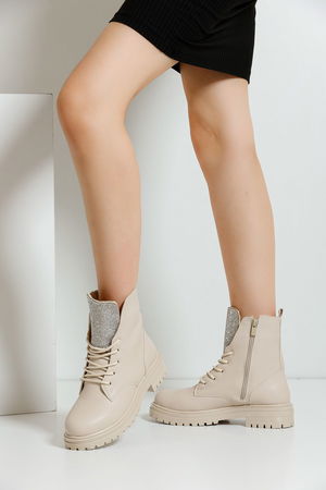 Cream Women's Stone Boots P320