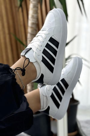 Women's Skin Casual Casual Sneaker