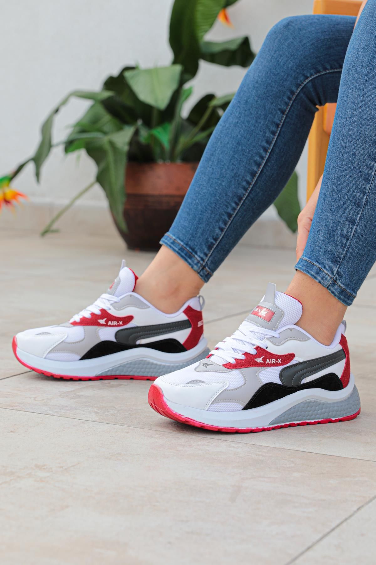 Red - Women's Sneaker Casual Sneakers