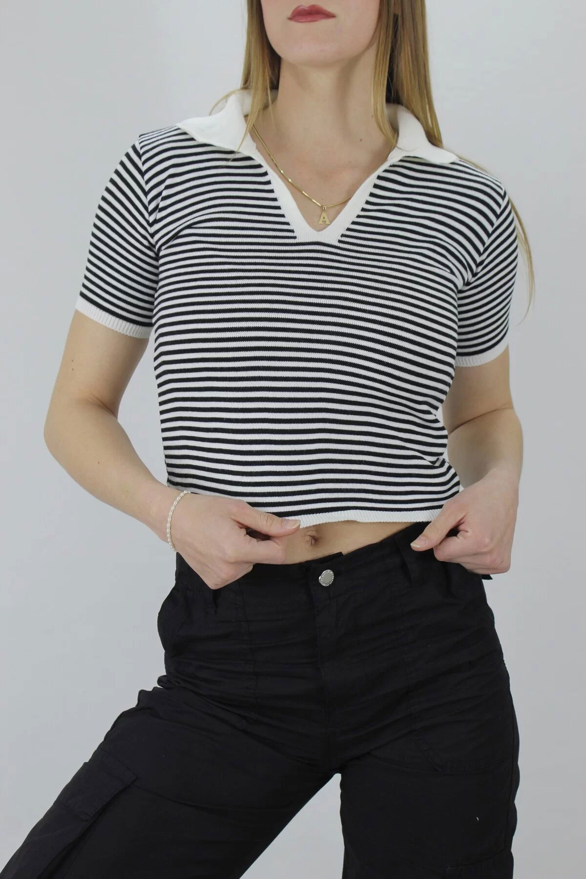 Polo Collar Striped T-Shirt Black - 140.055