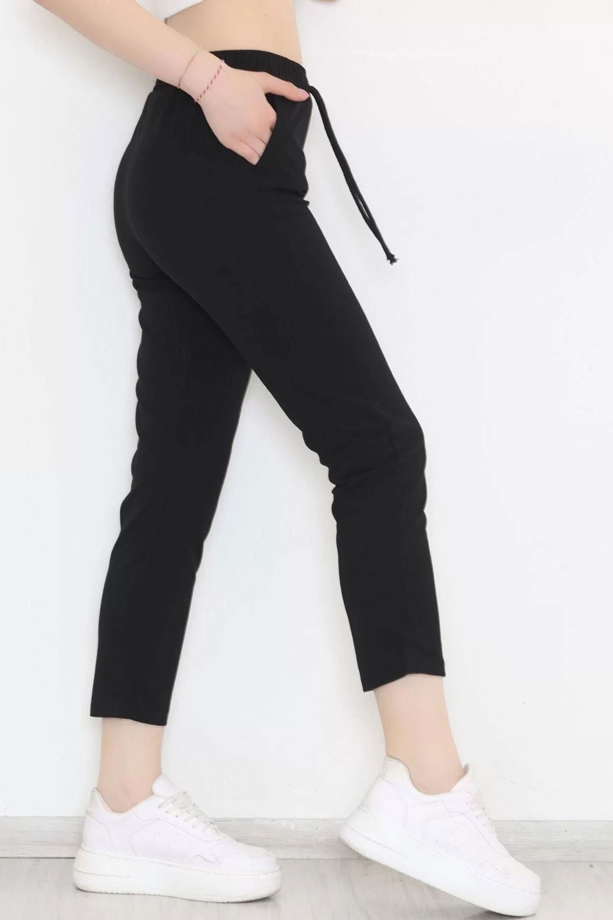 Elastic Waist Pants Black - 20819.683.