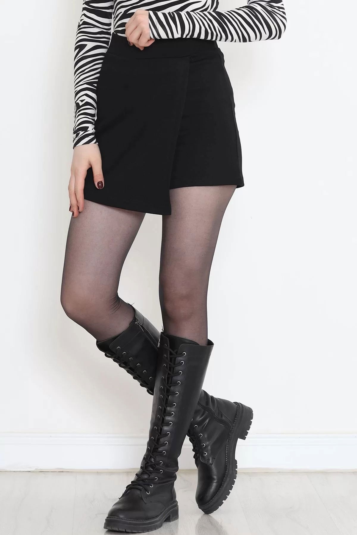 Mini Shorts Skirt Black - 16467.1005.