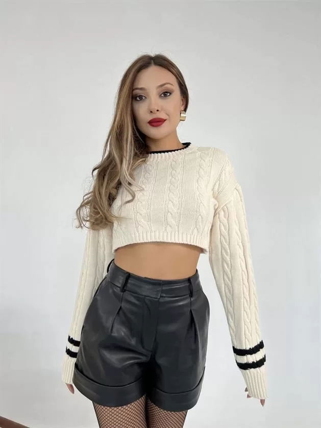 3925 Knit Knit Crop Sweater-cream-black