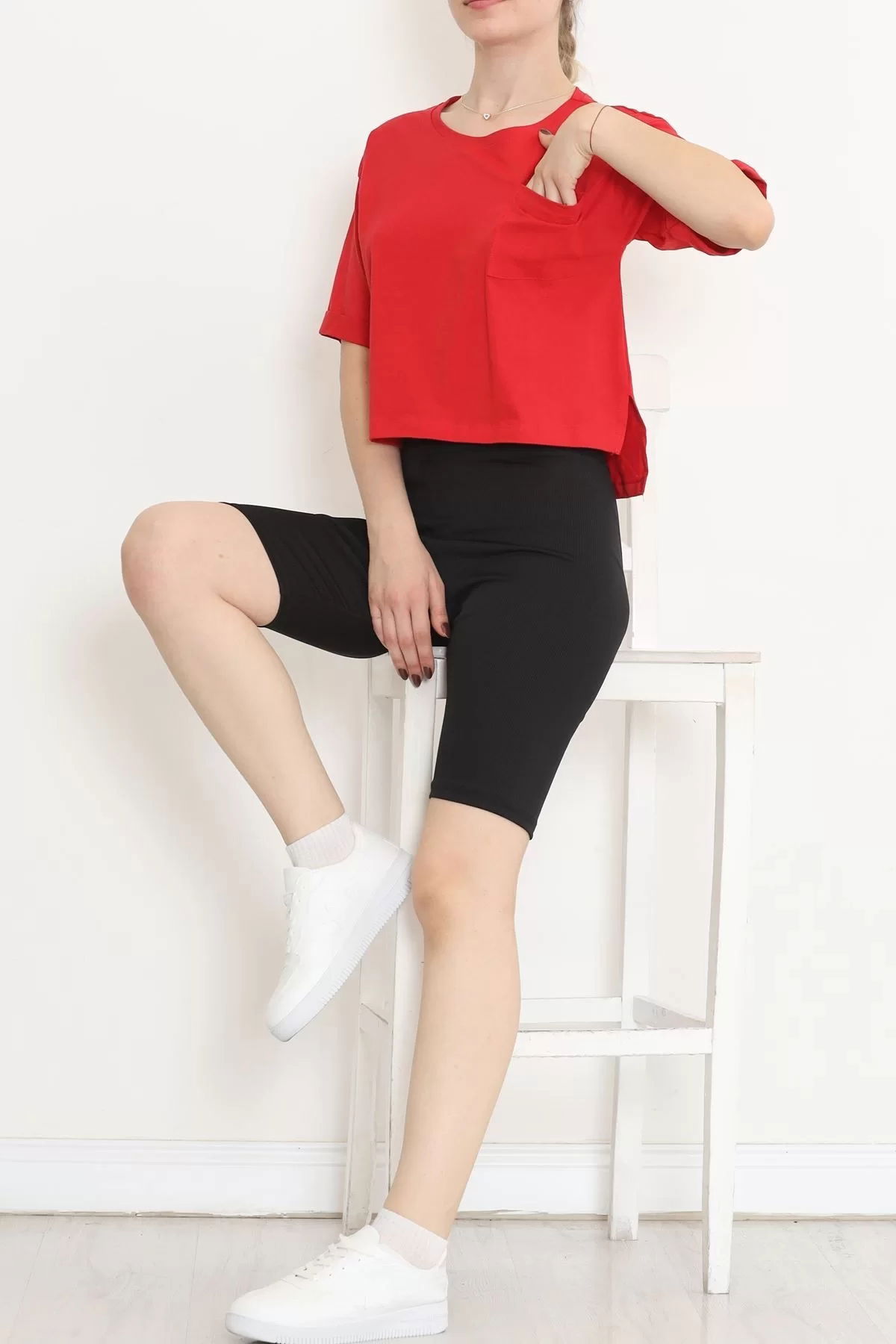 T-shirt with Pocket Slits Red - 41008.1567.