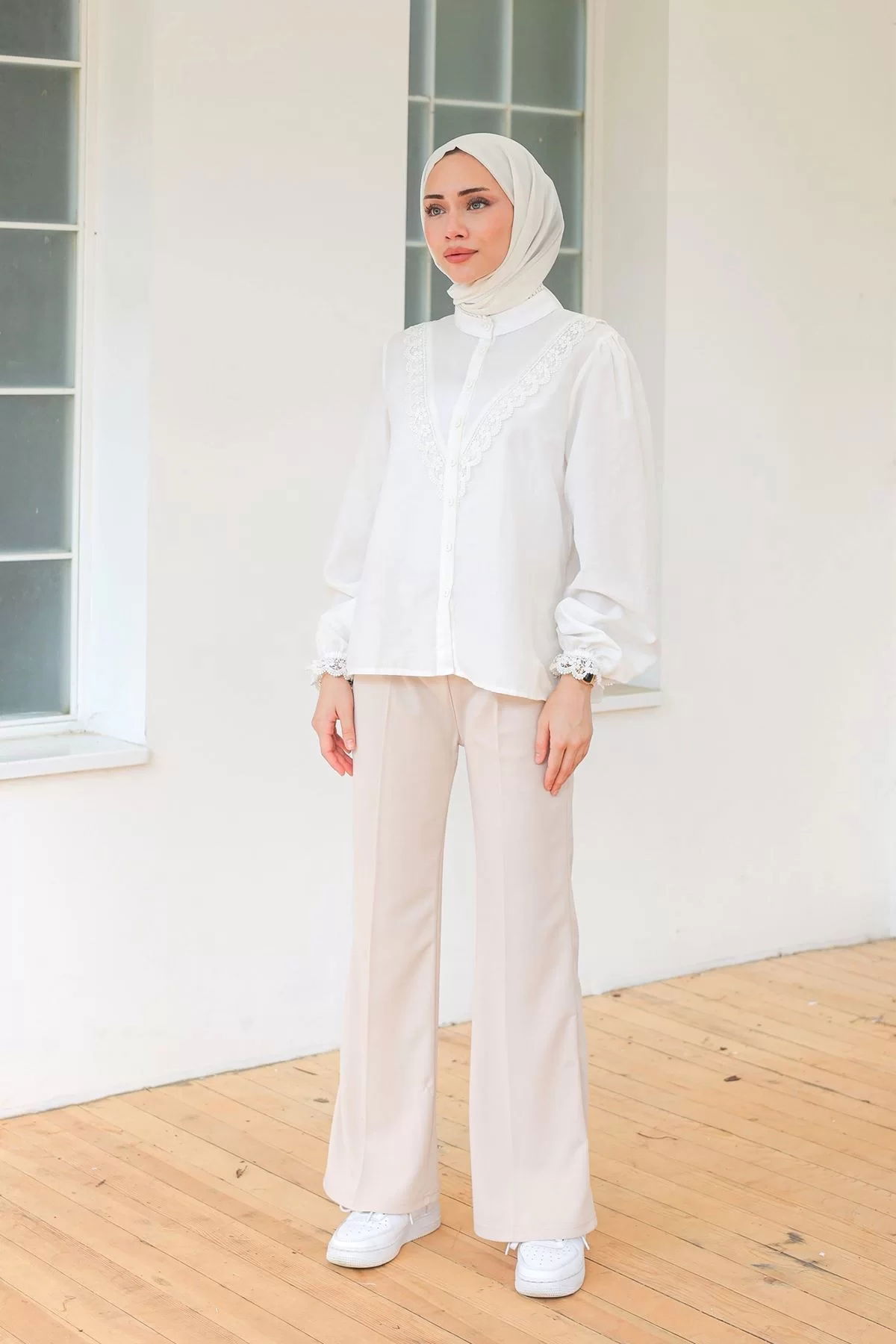 Bell Pants Beige - 10072.1778.