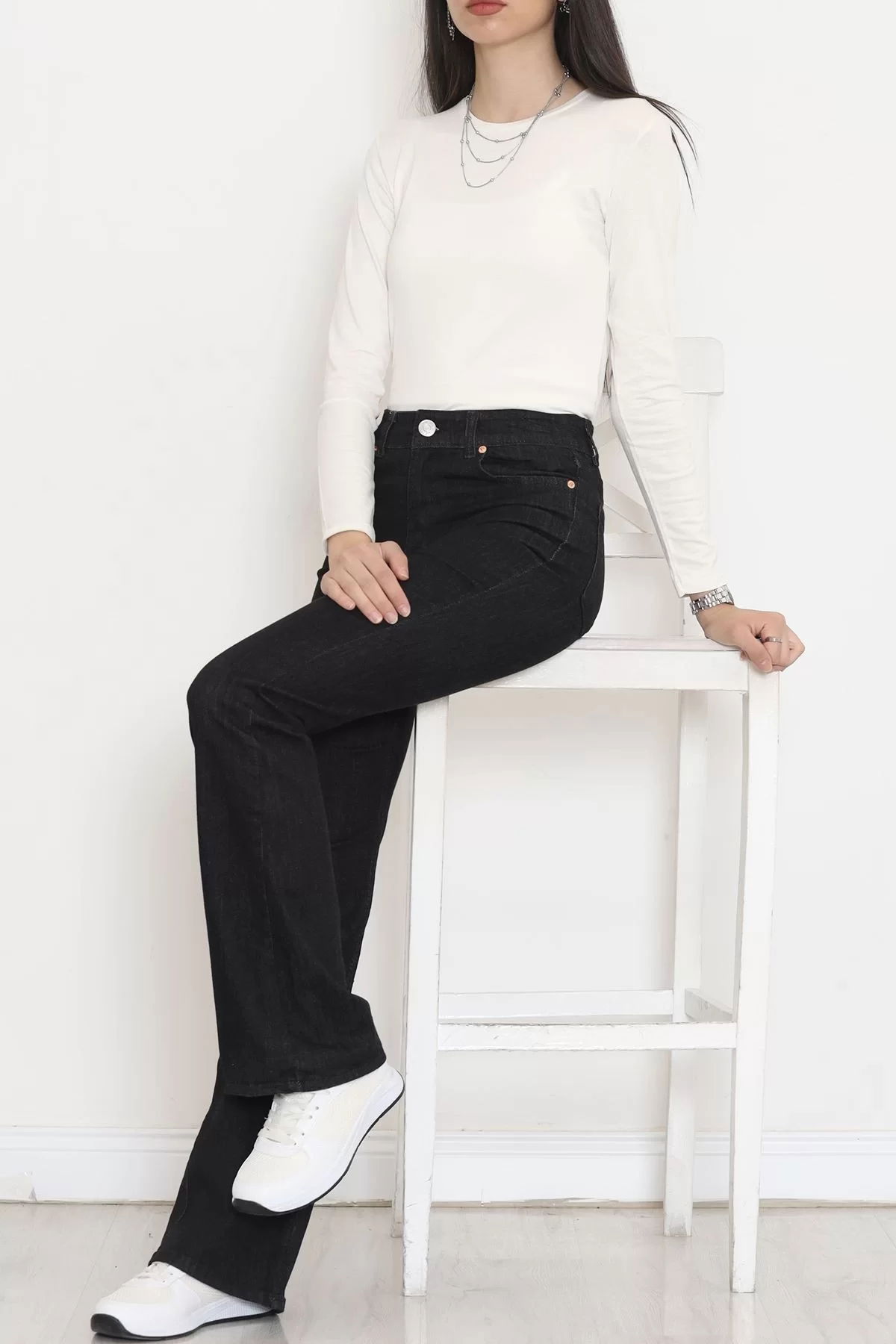 Flared Jeans Black1 - 18688.1431.