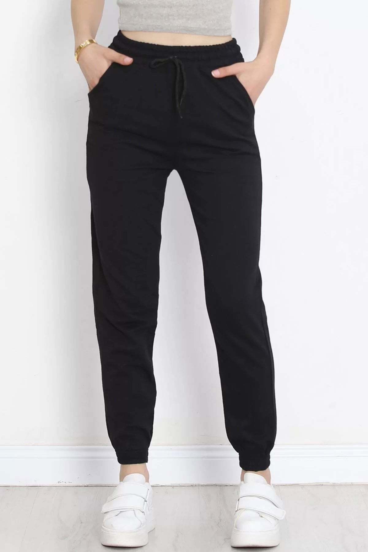 Men's Sweatpants with Elasticized Hem Black - 16818.1778.