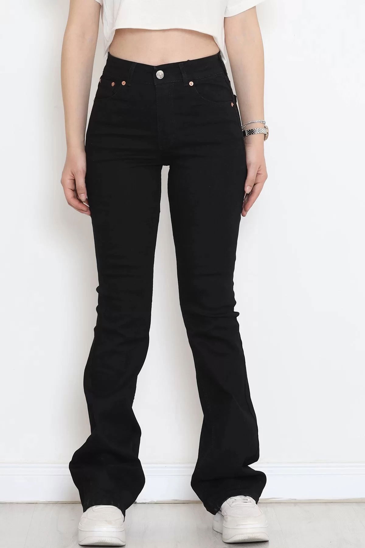 Flared Jeans Black1 - 18201.1431.