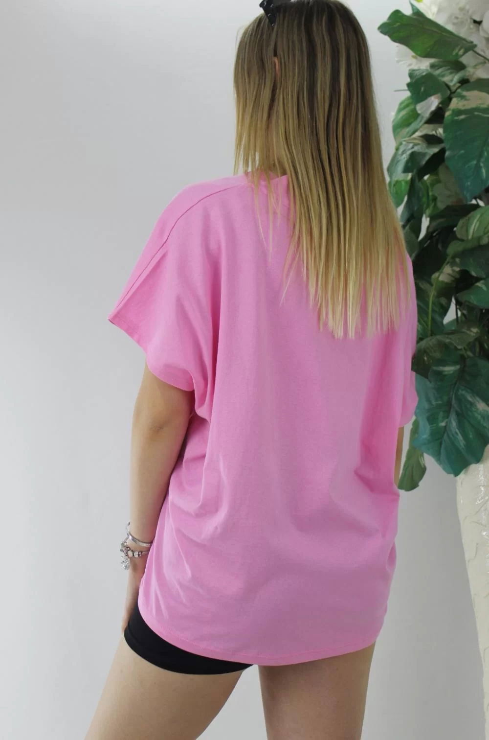 Wide V-Neck T-Shirt Pink - 1090.35