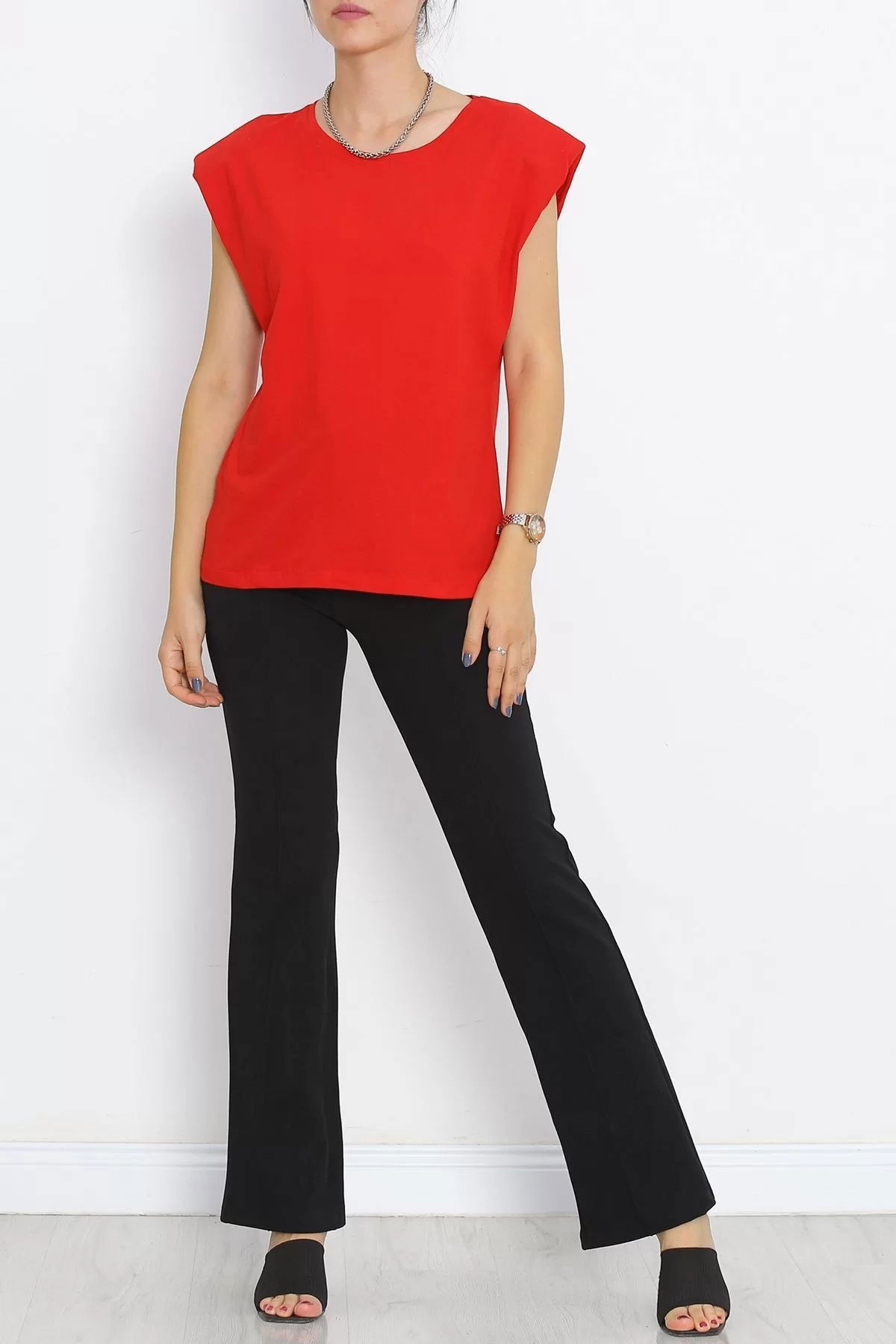 Sleeveless T-shirt with Wadding Red - 15874.1567.