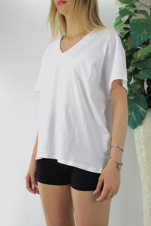 Wide V-Neck T-Shirt White - 1090.35