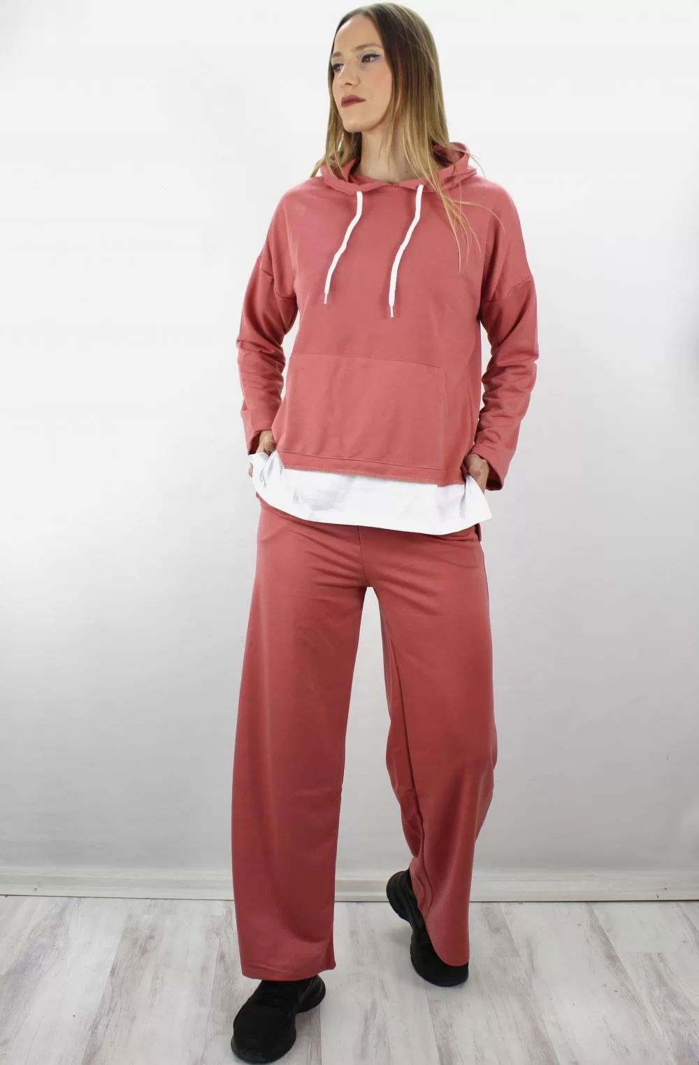 Loose Leg Hooded Tracksuit Set Powder - 1908.130.