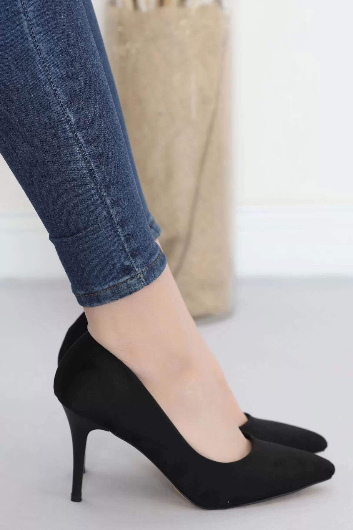 8 Cm Heeled Shoes Suede Black - 17347.264.