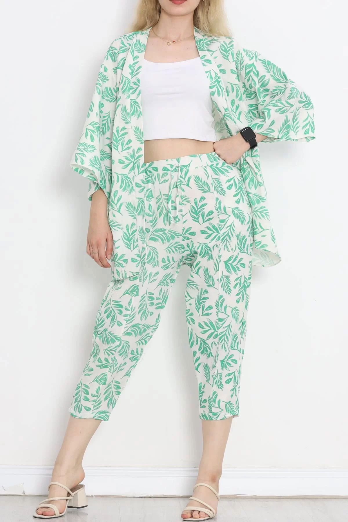 Kimono Suit in Green - 152342.701.