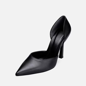 Koes Black Skin Heeled Shoes