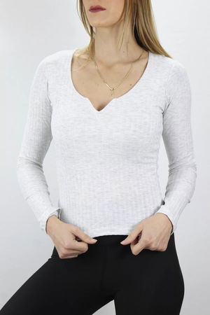 V-Neck Clip Blouse Off-white - 117.645