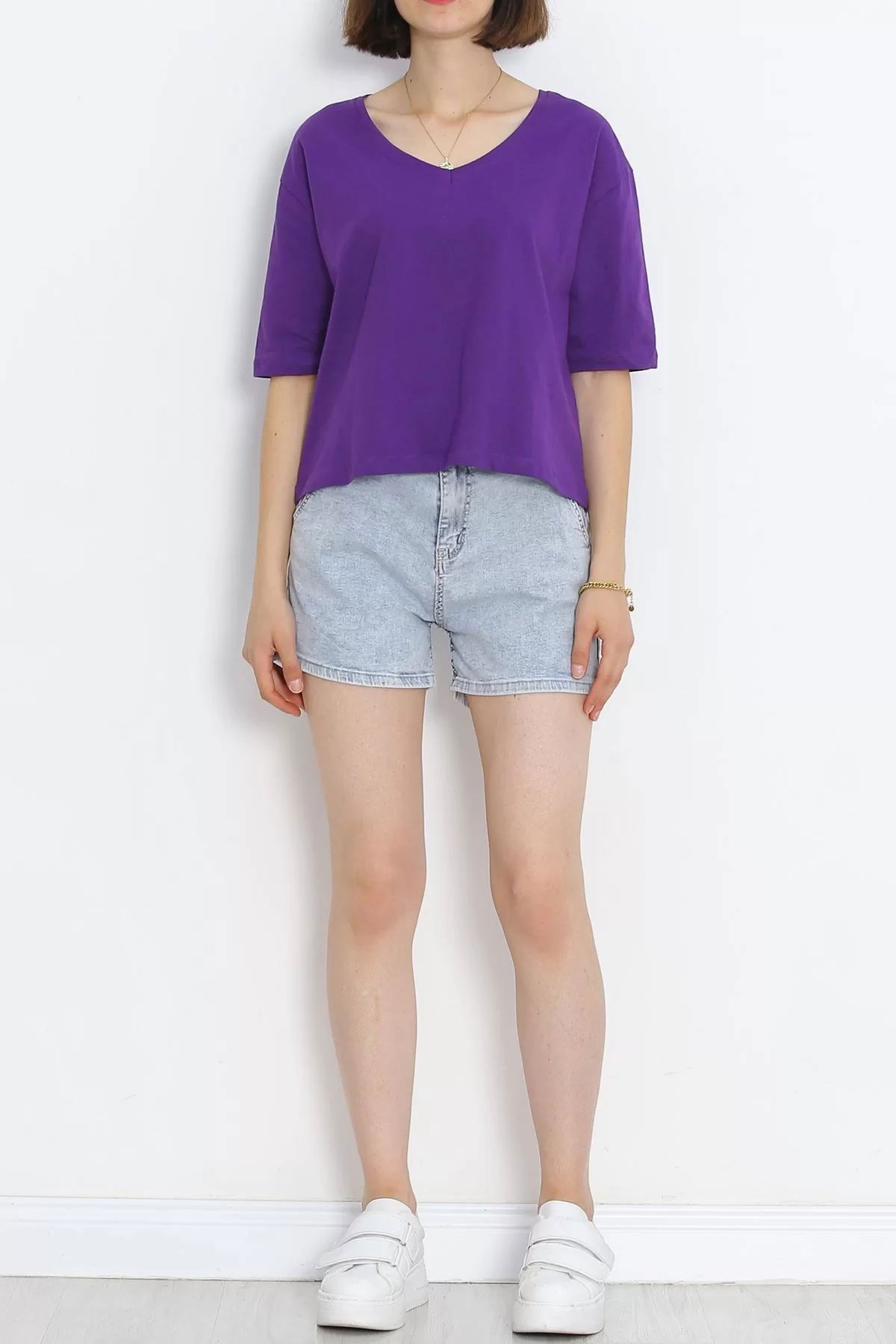 V-neck T-shirt Purple - 18912.1567.