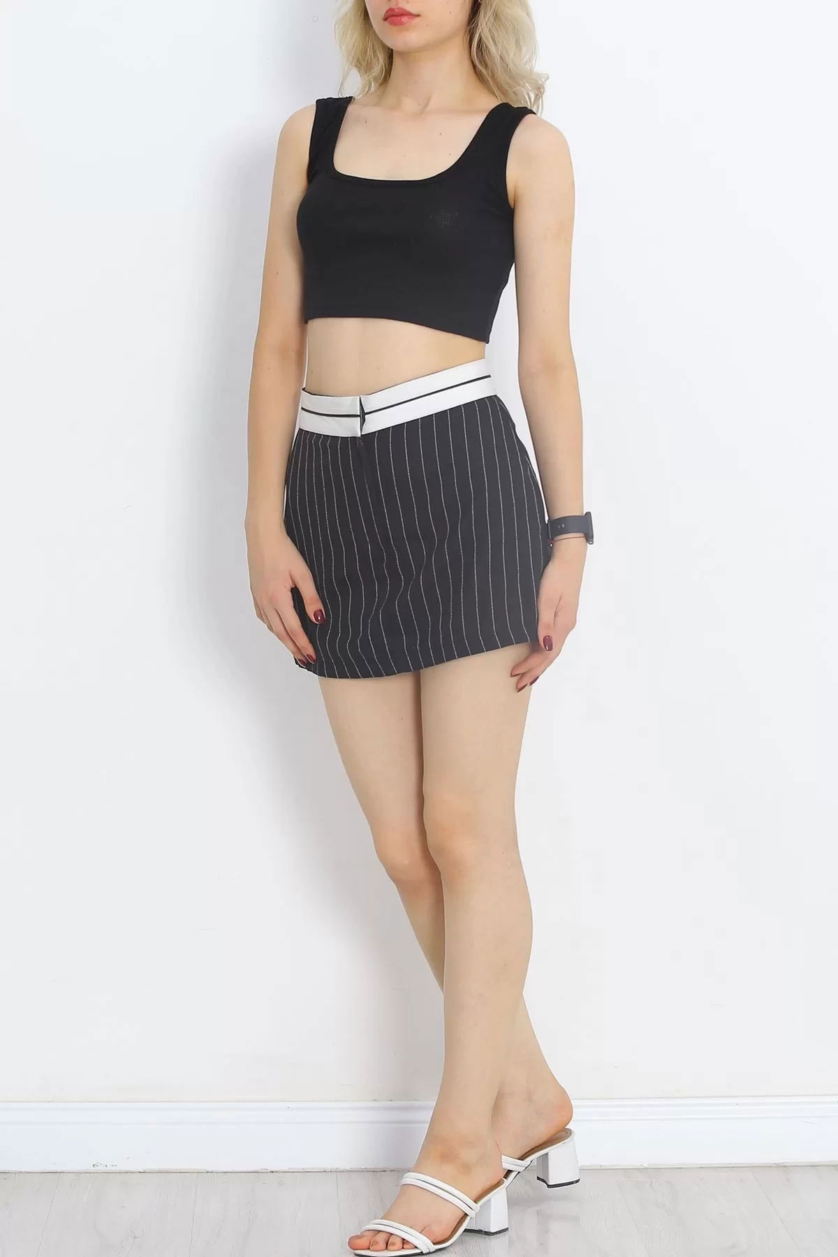 Thick Strap Crop Tank Black - 18765.1723.