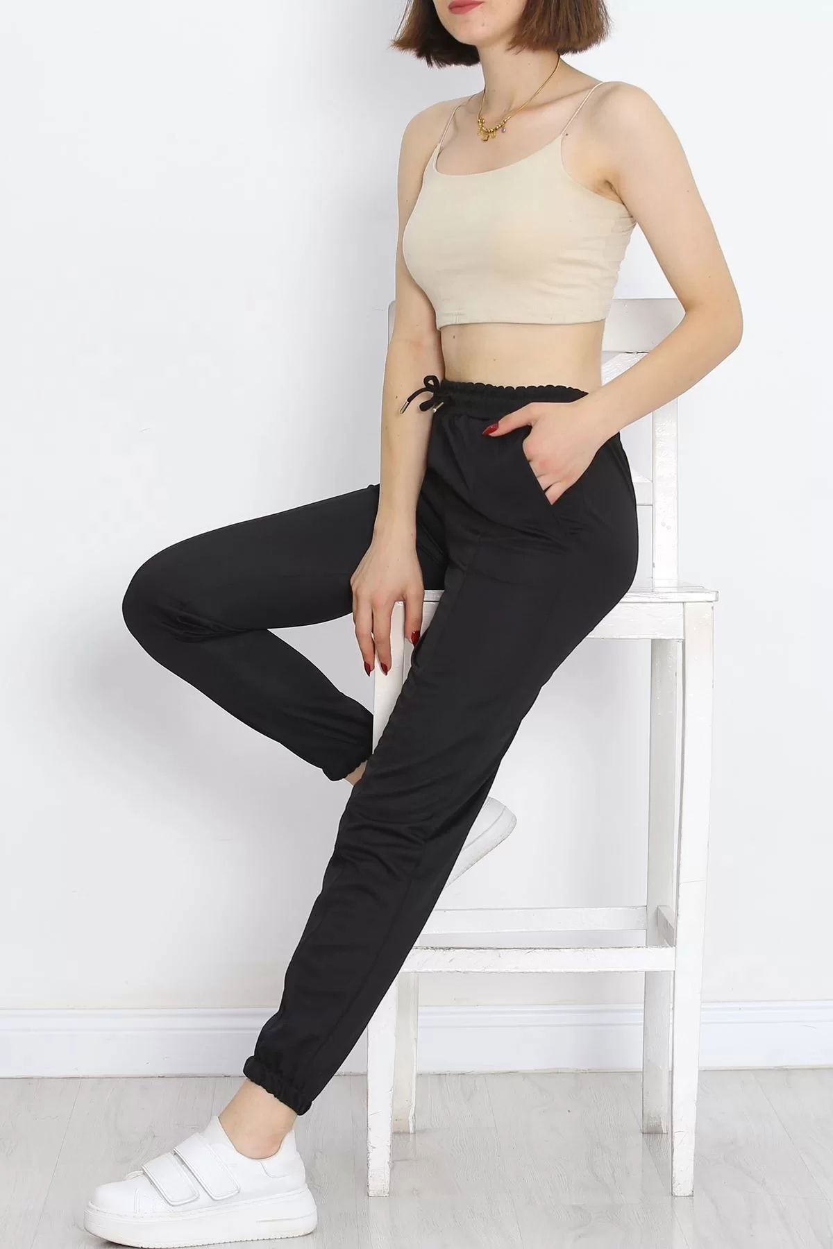 Pants with Elasticized Waistband Black - 10063.1778.