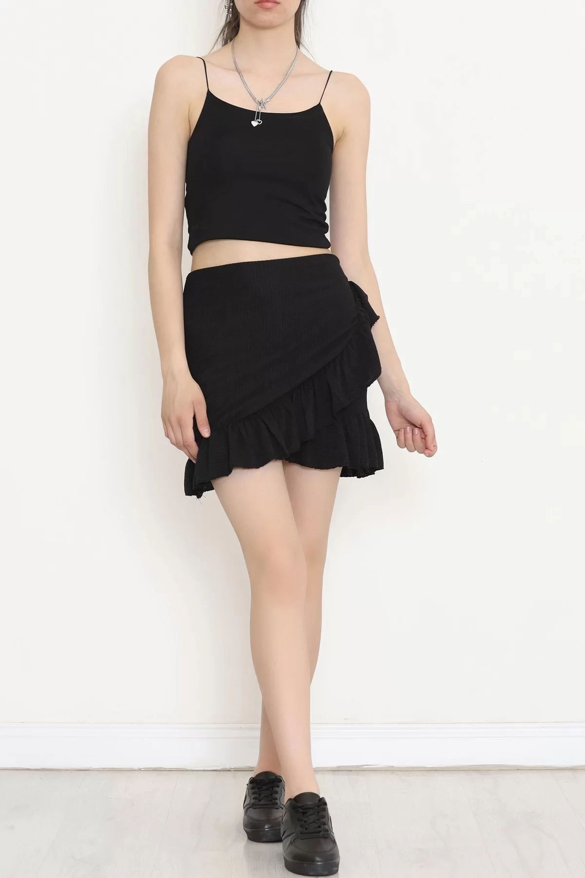 Ruffled Asymmetric Cut Mini Skirt Black - 16558.631.