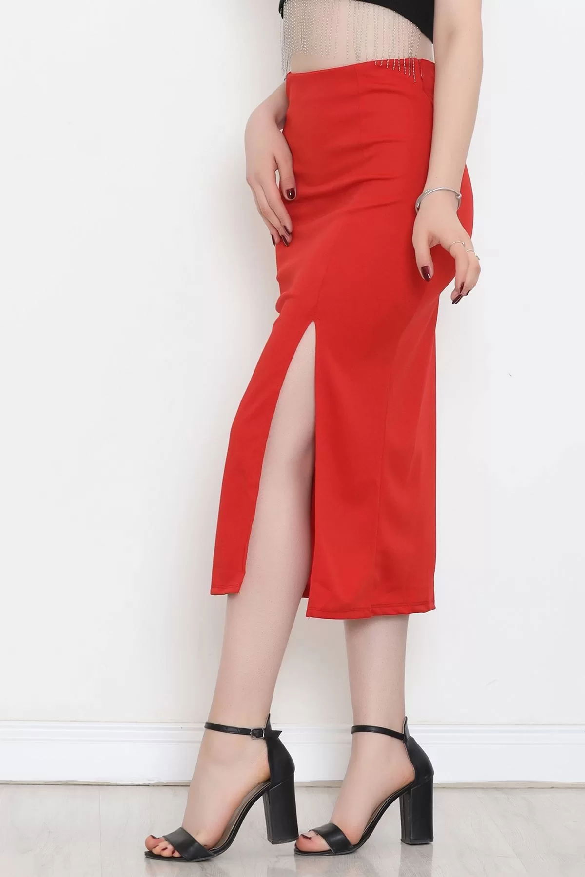 Skirt with slit Red - 12597.631.