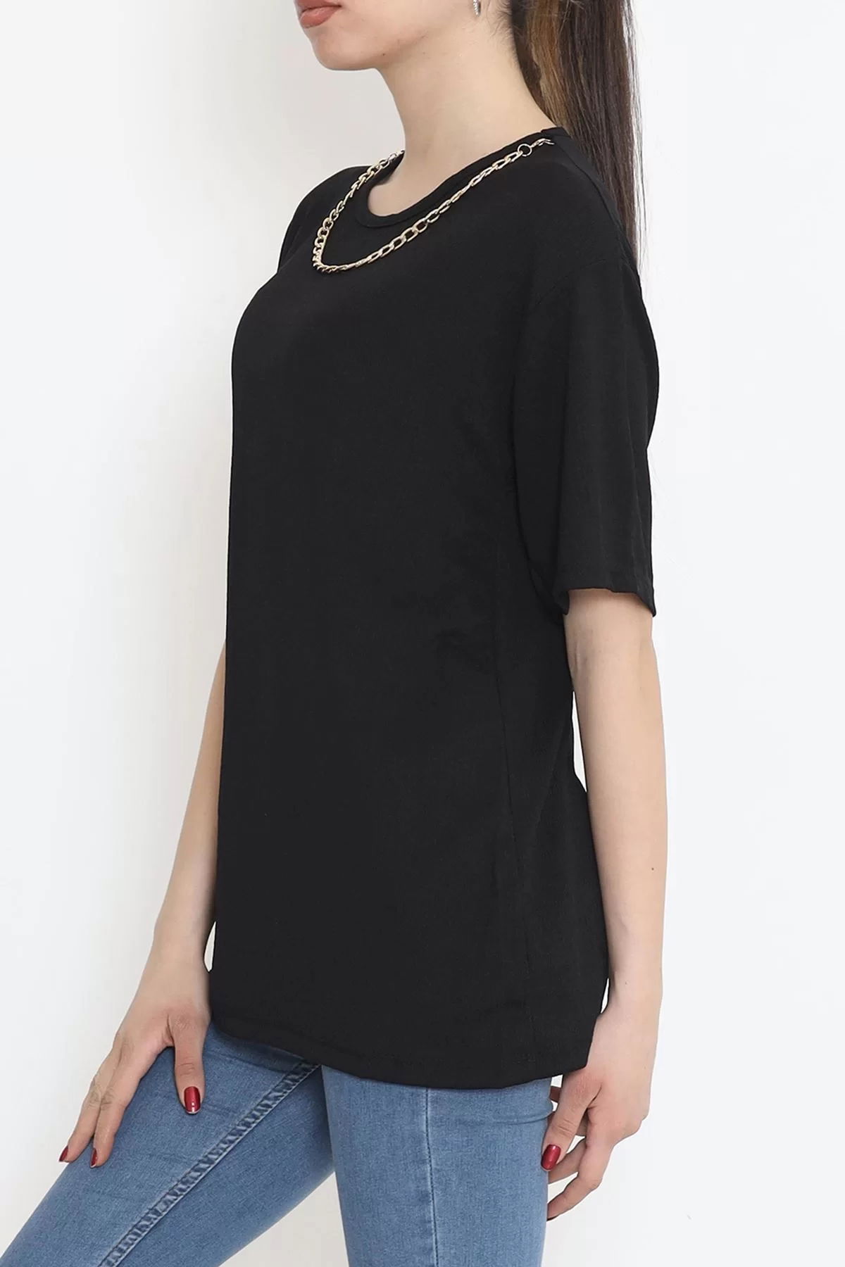 T-shirt with Collar Chain Detail Black - 2494.555.