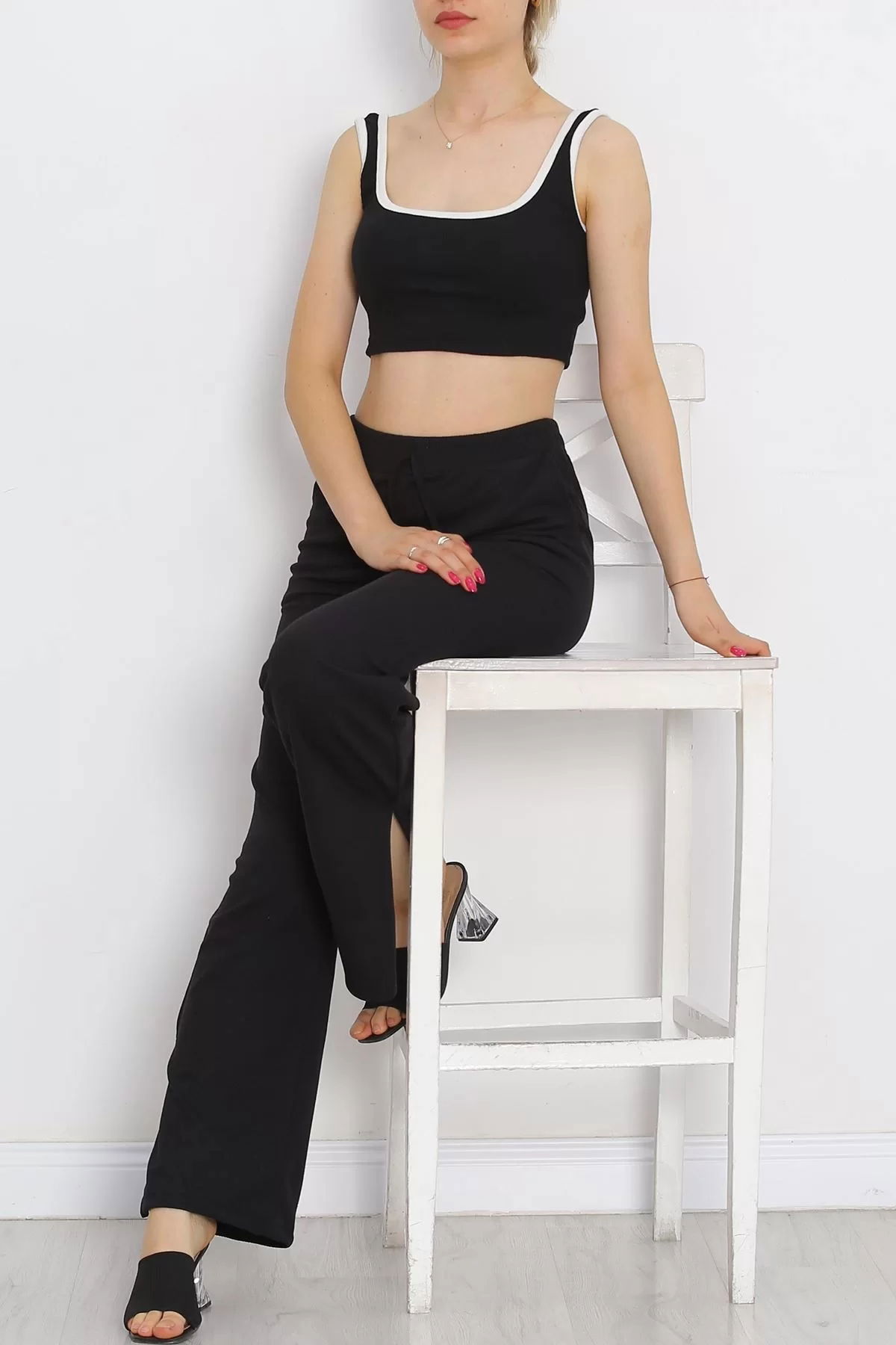 Cuff Slit Pants Black - 250.1247.