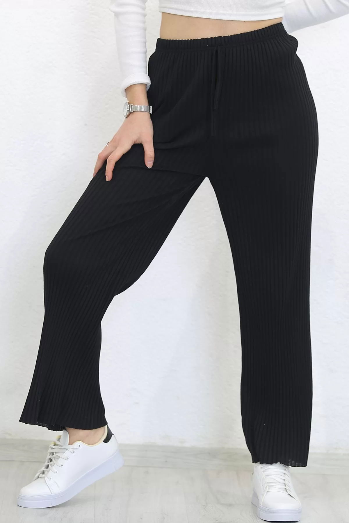 Ribbed Bottom Black - 8337.1567.