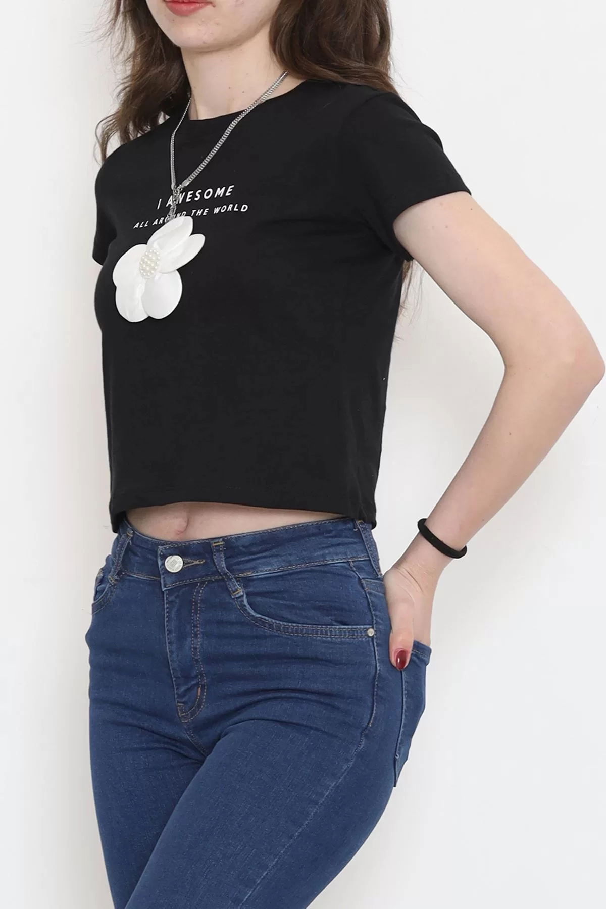 Printed Flower Detailed T-shirt Black - 16605.514.