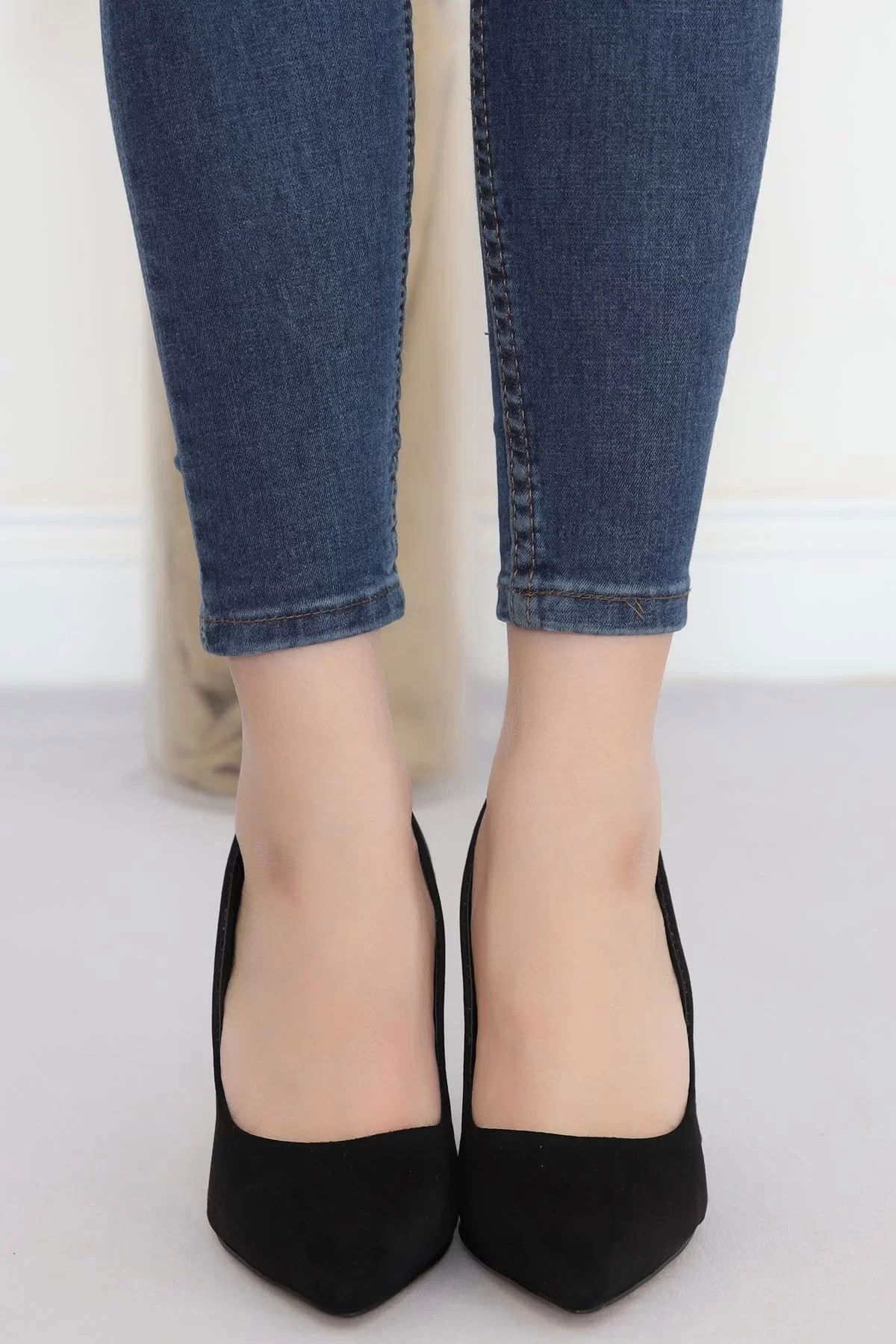 8 Cm Heeled Shoes Suede Black - 17347.264.