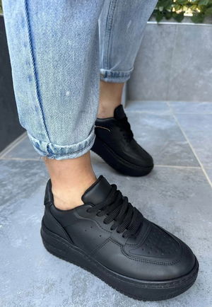 Mardy Black Skin Lace-up Sneakers