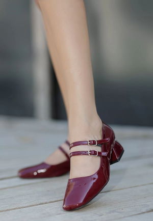 Mando Burgundy Patent Leather Heeled Shoes