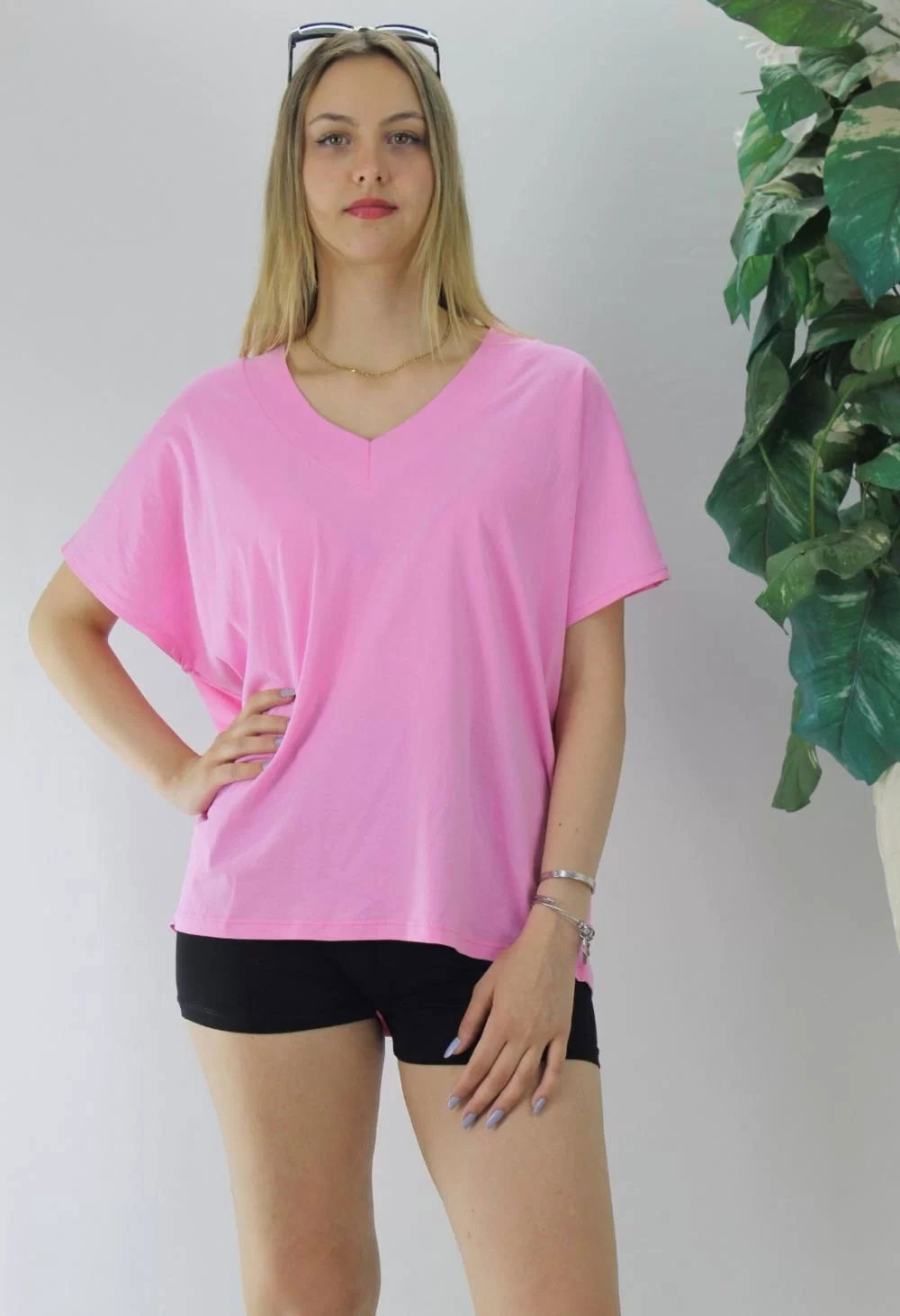 Wide V-Neck T-Shirt Pink - 1090.35