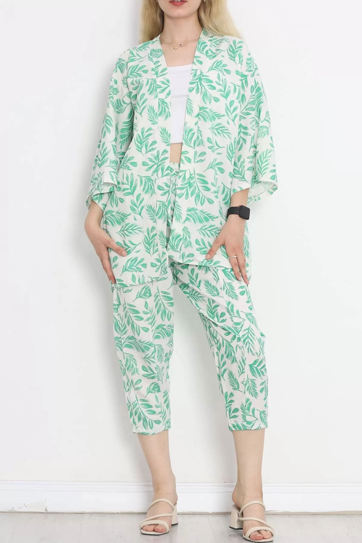 Kimono Suit in Green - 152342.701.