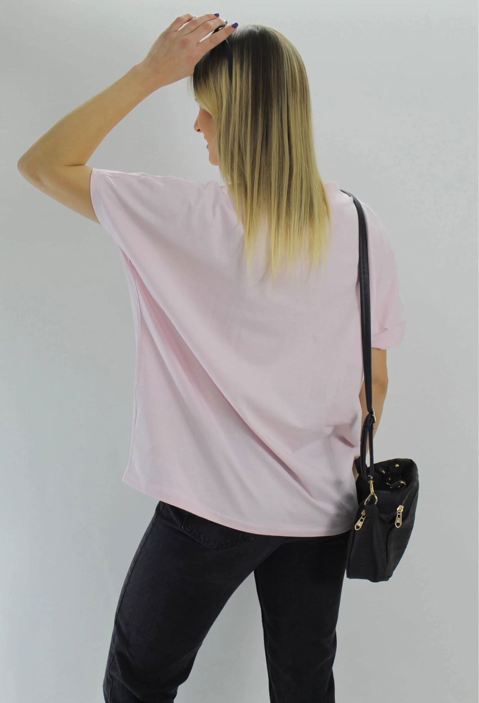 Wide V-Neck T-Shirt Light Pink - 1090.35