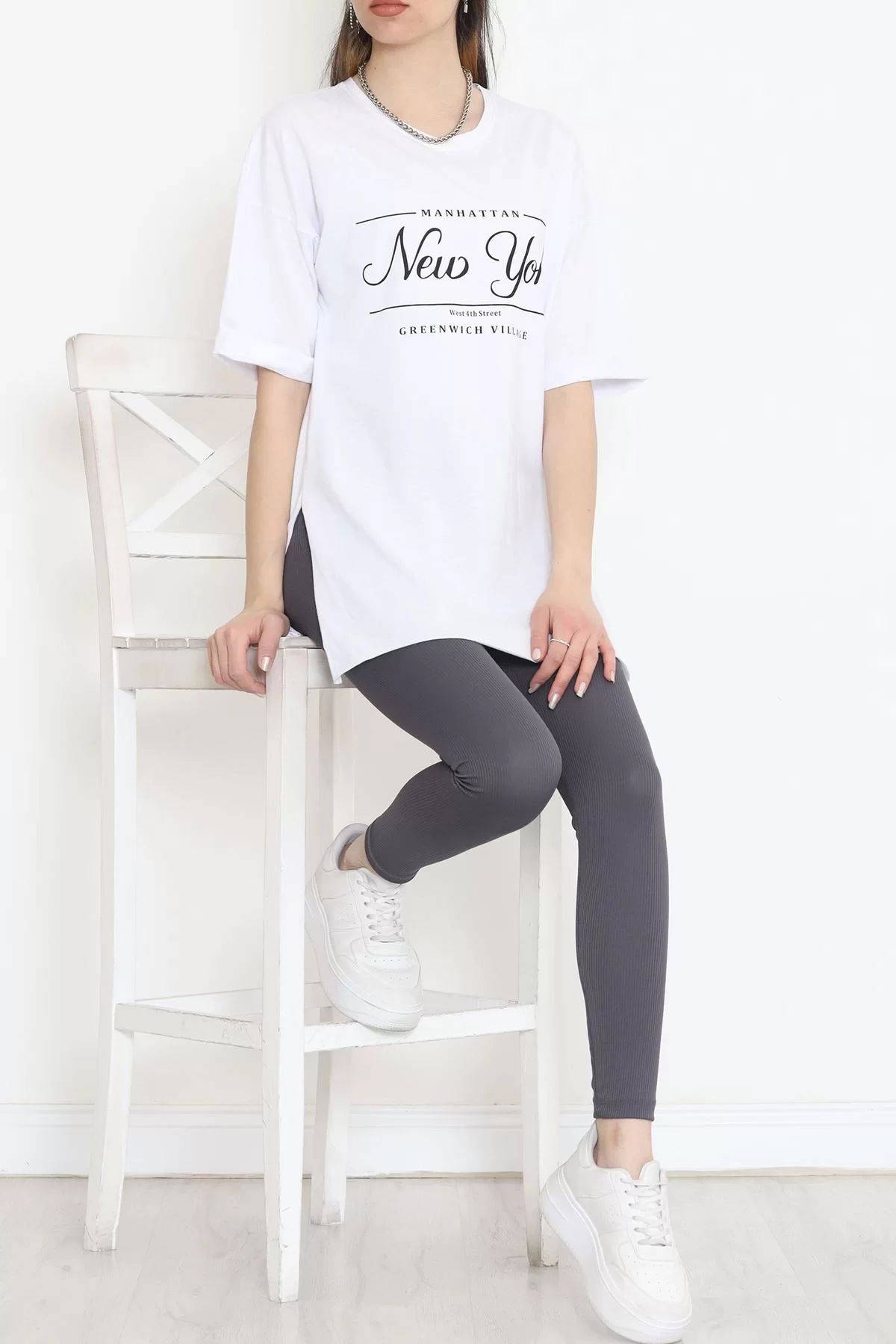 Printed Side Slit T-shirt White - 16557.1567.