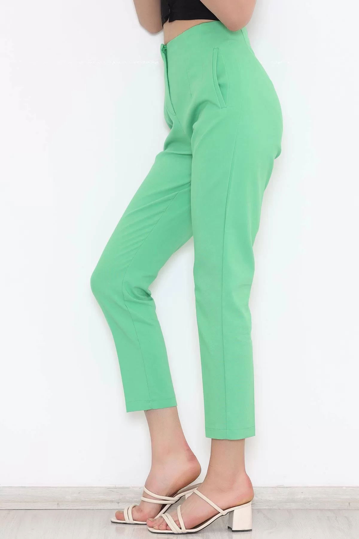 Double Trousers with Waist Cuffs Green - 20647.683.