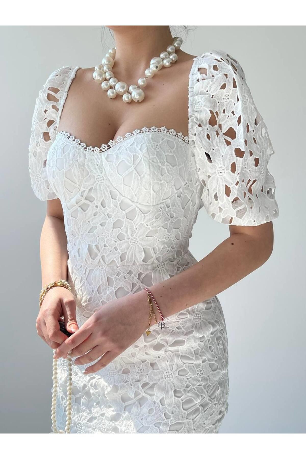 Design Lace Midi Dress