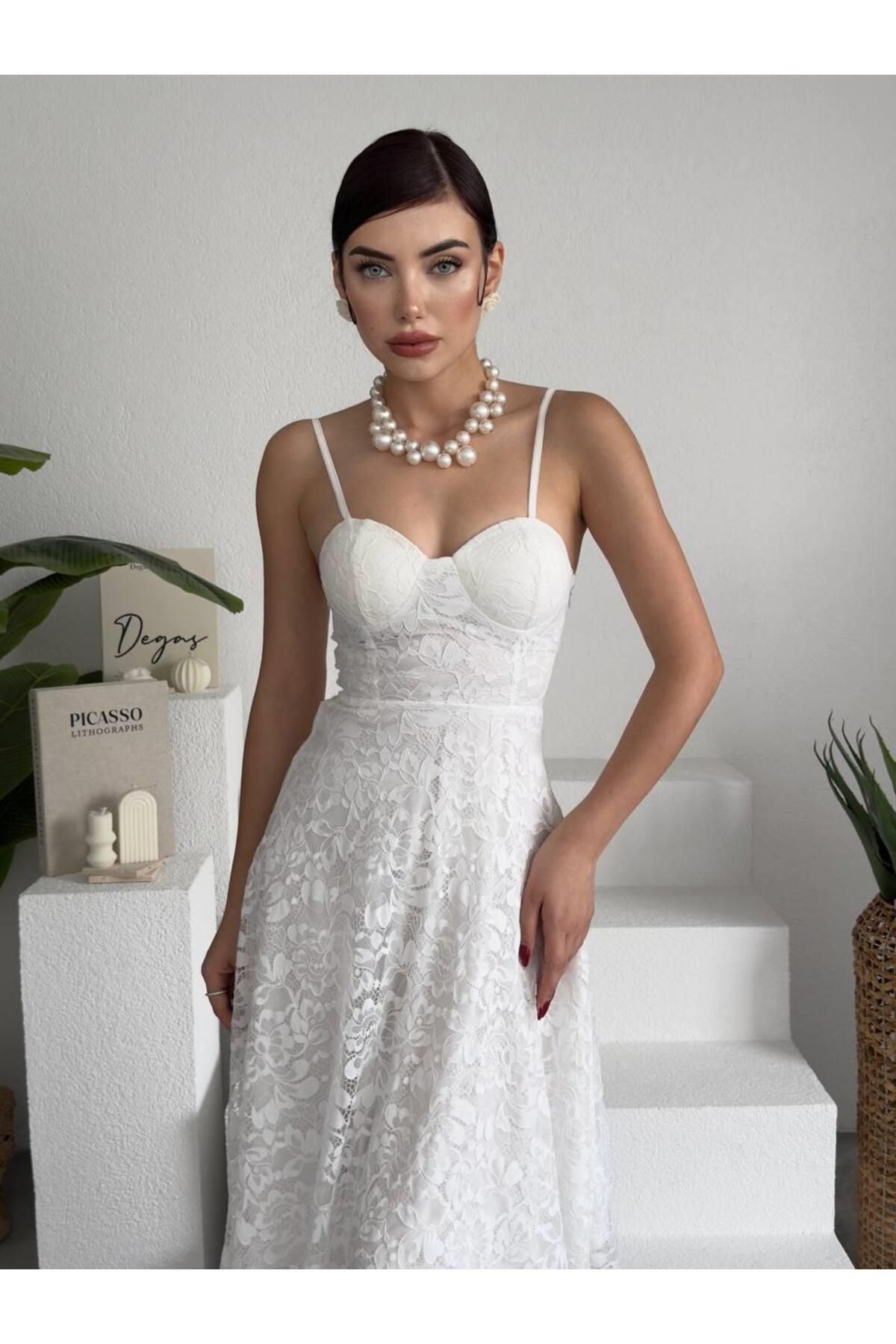 Strappy Kiloşoş Lace Dress