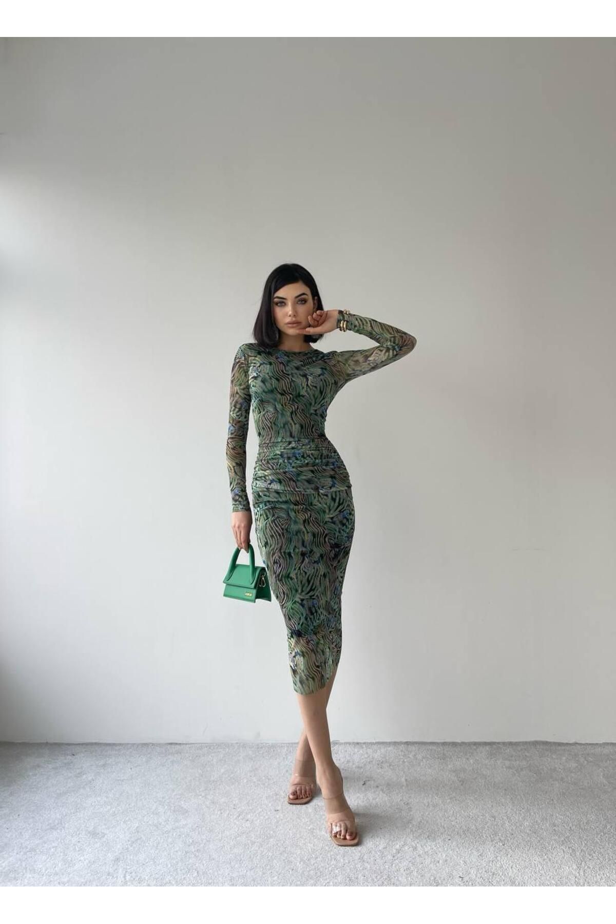 Clover Green Midi Patterned Stretch Dress