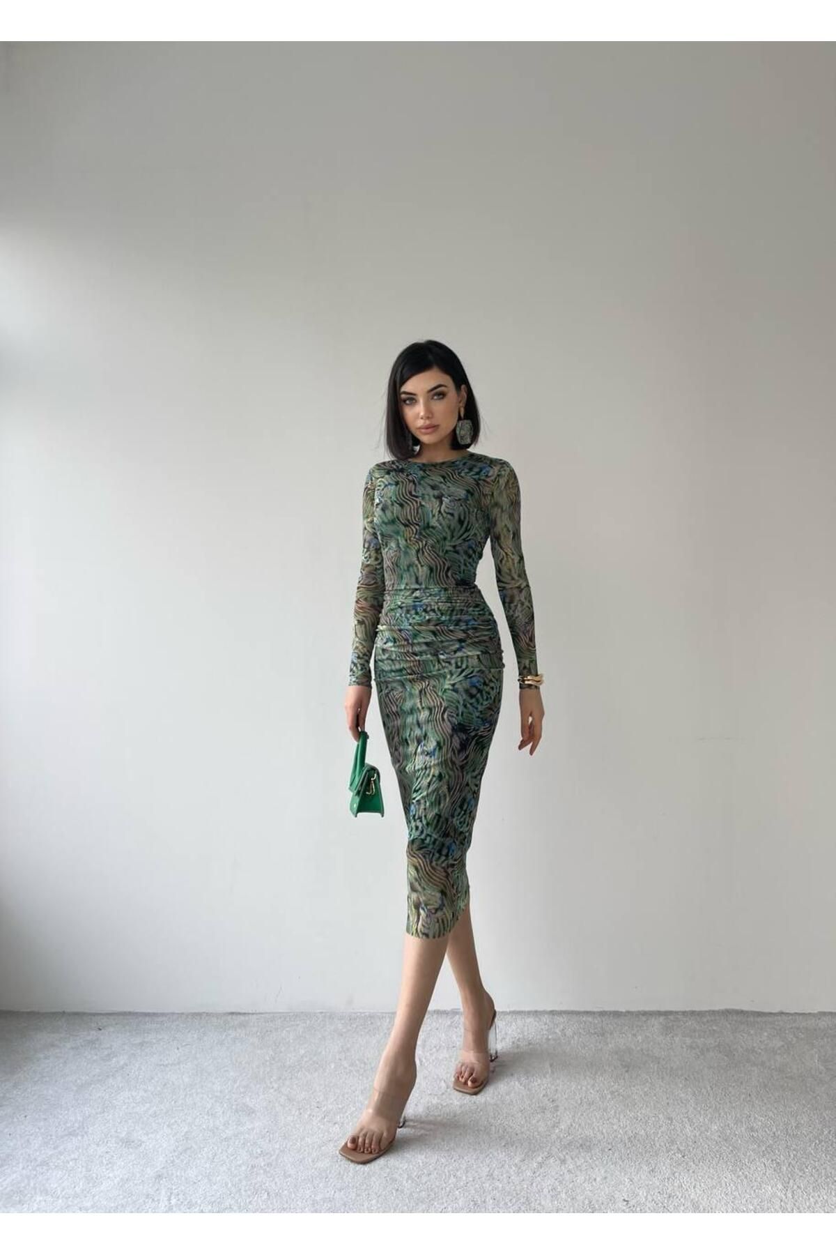 Clover Green Midi Patterned Stretch Dress