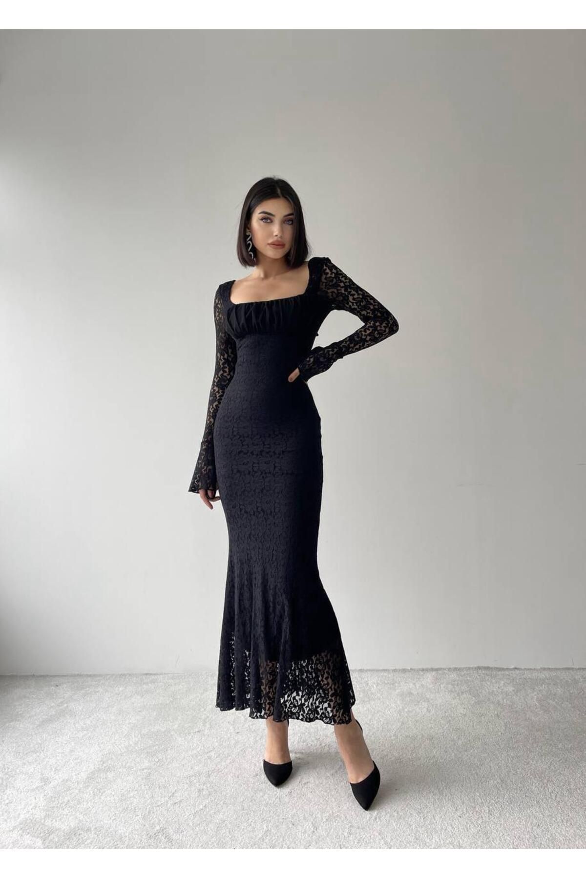 Matilda Lace Long Black Dress