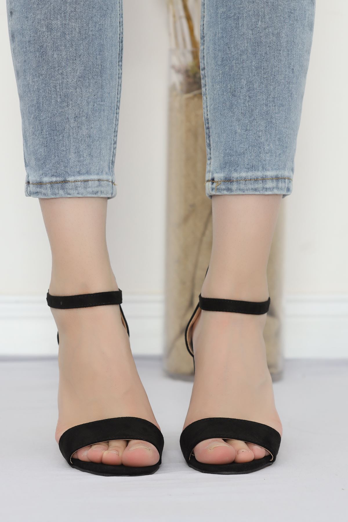 9 Cm Heeled Shoes Suede Black - 3902.264.